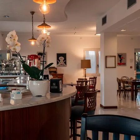 Hotiday Peschiera Frassino 페스키에라델가르다