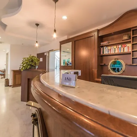 호텔 Hotiday Peschiera Frassino 페스키에라델가르다