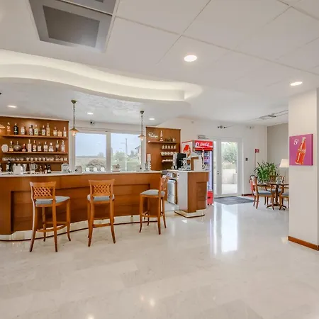 Hotiday Peschiera Frassino 3* Peschiera del Garda
