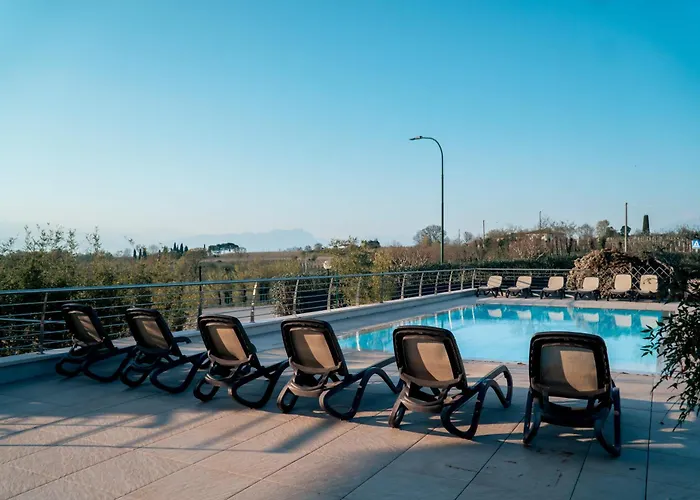 Hotiday Peschiera Frassino 호텔 3*